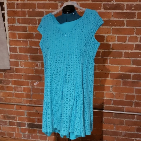 Spring Dress - Picture 2 of 4